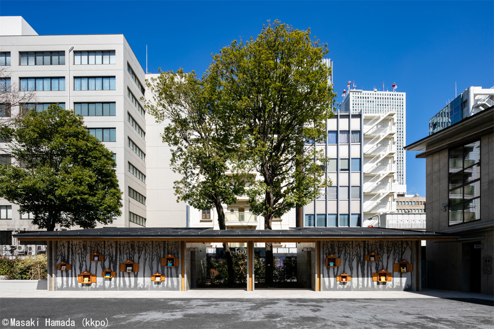 トイレ建物全景